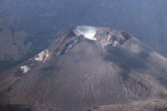 governador-admite-que-infraestrutura-no-monte-rinjani-e-insuficiente